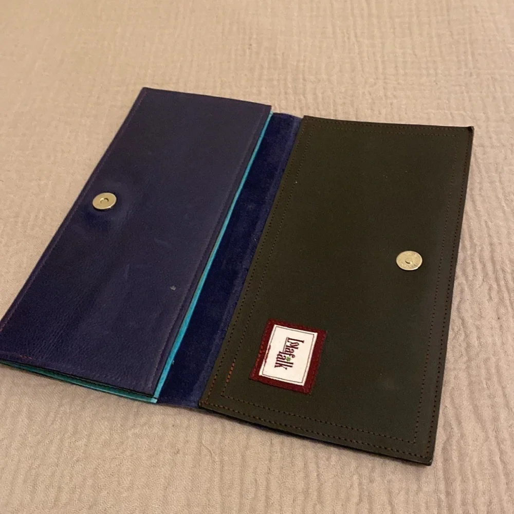 LOLAFALK WALLET BAG . The Stella Travel Wallet Clutch.
